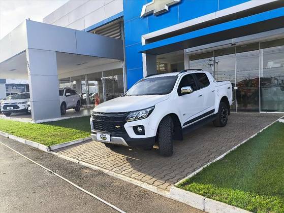 CHEVROLET S10 2.8 16V TURBO DIESEL HIGH COUNTRY CD 4X4 AUTOMÁTICO